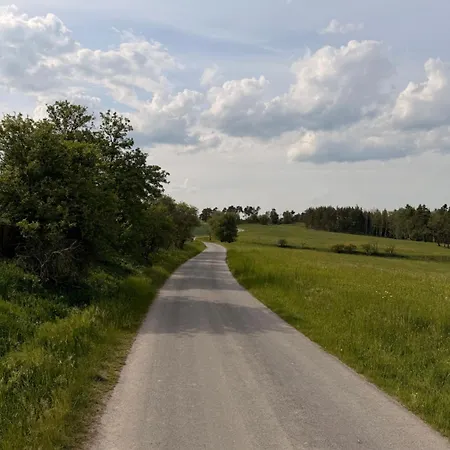 Maringotka Na Kopecku *
